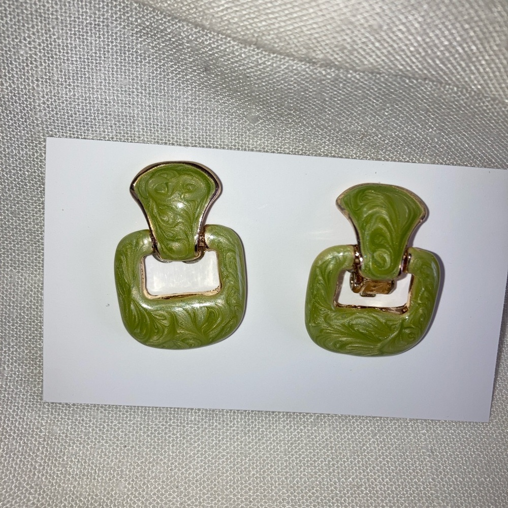 Green Swirl Earrings - clip-on